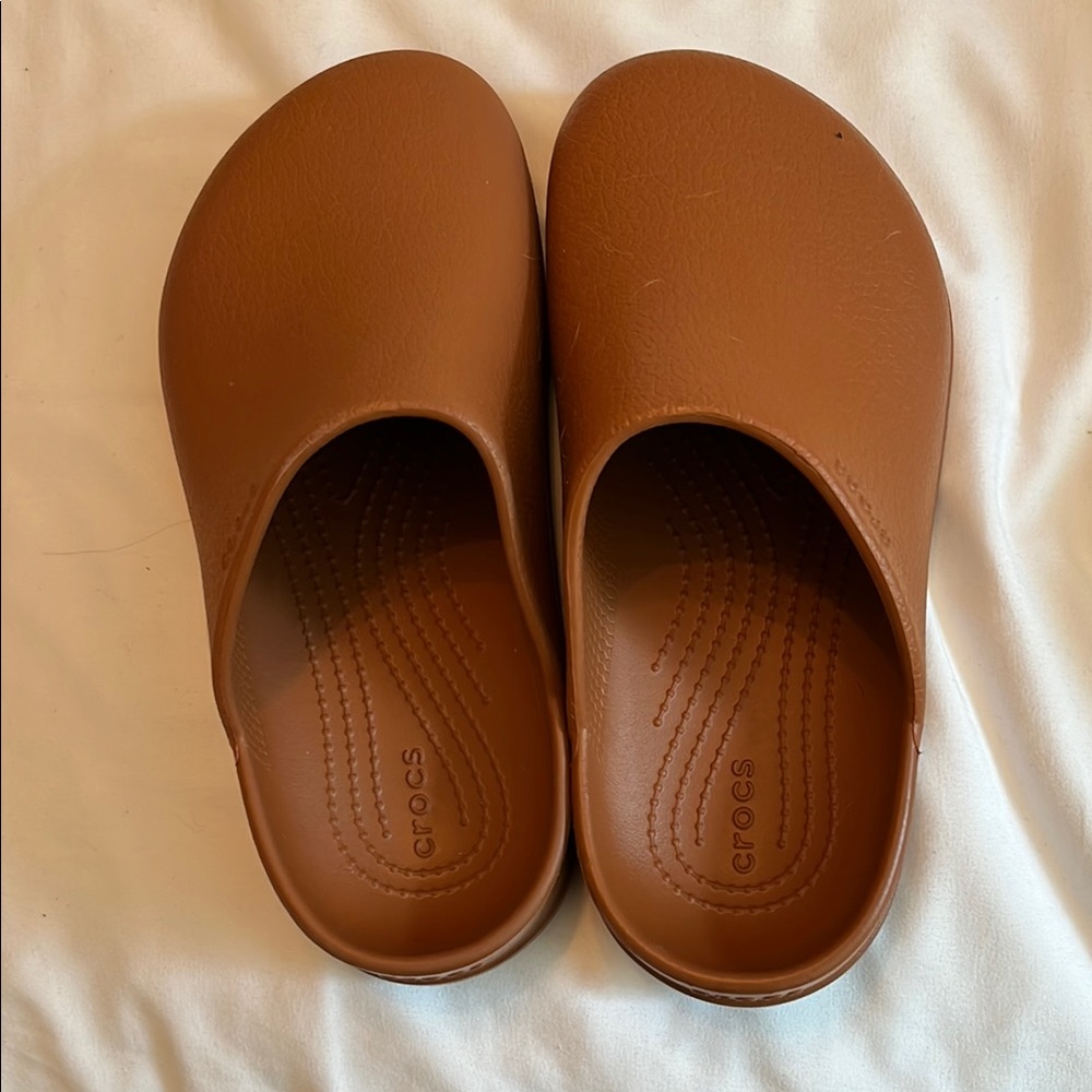 CROCS Classic Tan Slides